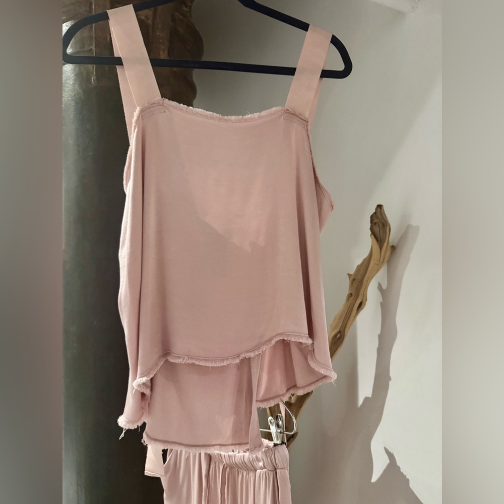 Raquel Allegra dusty pink silk camisole and pant set